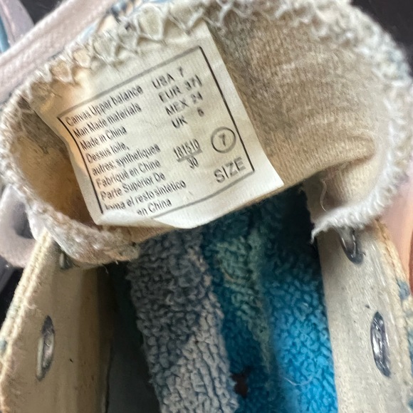 Airwalk 7 and 7 and a half Sneaker Lot - Picture 5 of 5